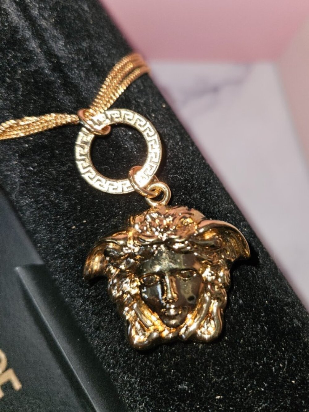 Versace La Medusa Gold Medallion Charm Bracelet - Picture 3 of 5